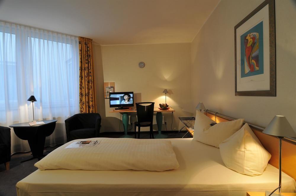 Best Western Hotel Im Forum Muelheim Mulheim an der Ruhr Bagian luar foto