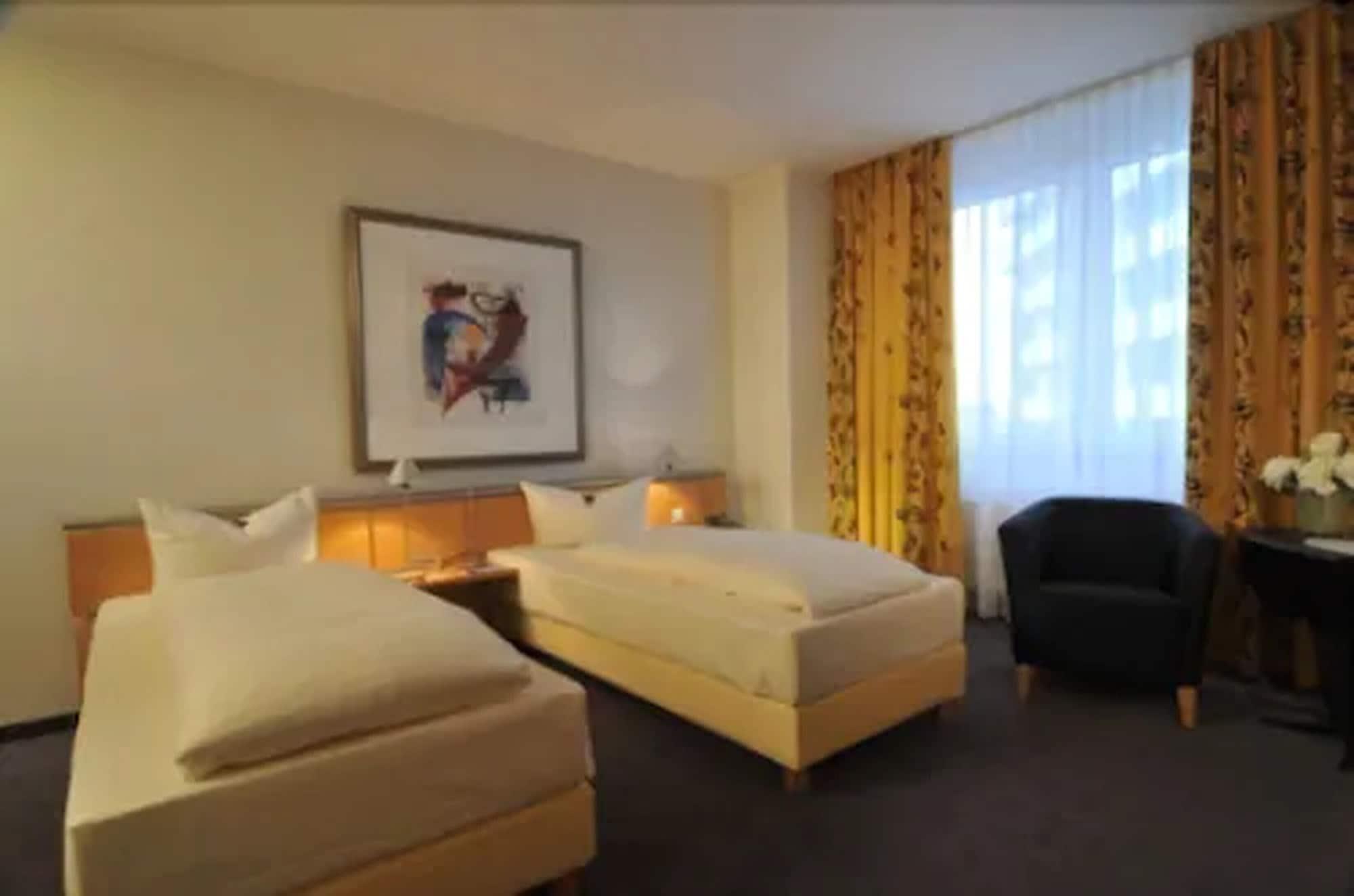 Best Western Hotel Im Forum Muelheim Mulheim an der Ruhr Bagian luar foto