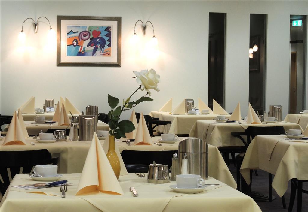 Best Western Hotel Im Forum Muelheim Mulheim an der Ruhr Restoran foto
